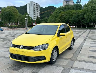 Volkswagen Polo 2016 Volkswagen Polo 2016 car image