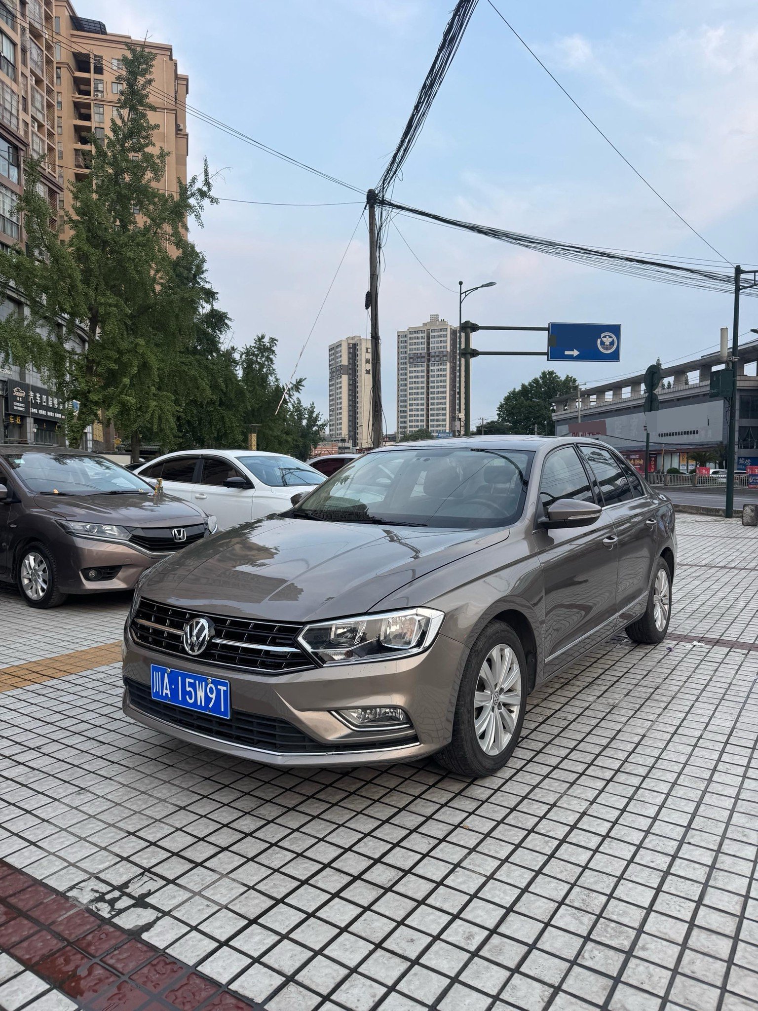 Volkswagen Bora 2016 car image 