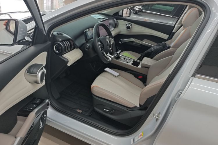 BYD Yuan Plus 2024 #15 BYD Yuan Plus 2024 immagine di auto #15