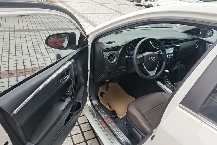 Toyota Corolla 2018 #16 Toyota Corolla 2018 car image #16