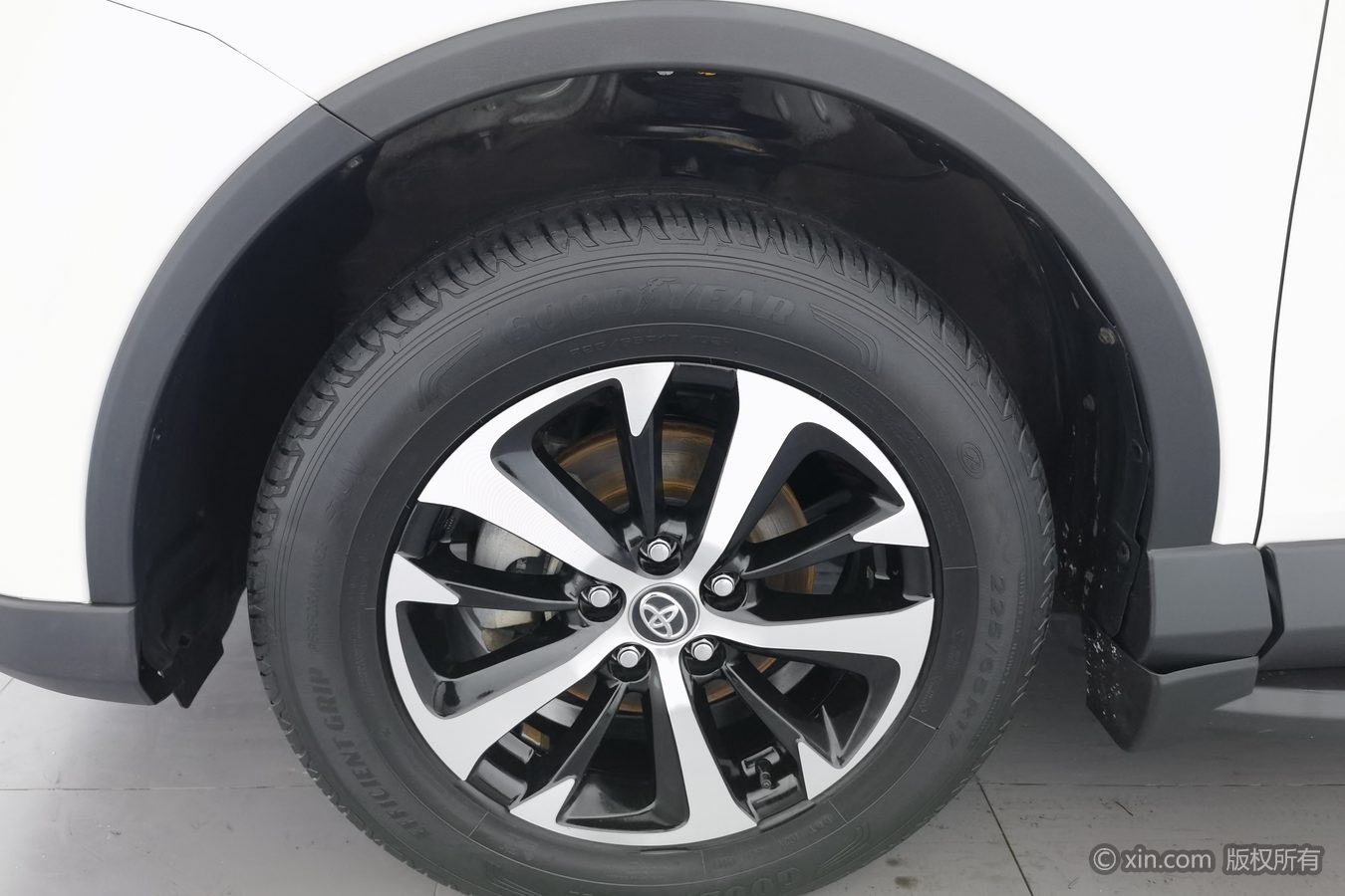 Toyota RAV4 2017 #7 Toyota RAV4 2017 صورة سيارة #7