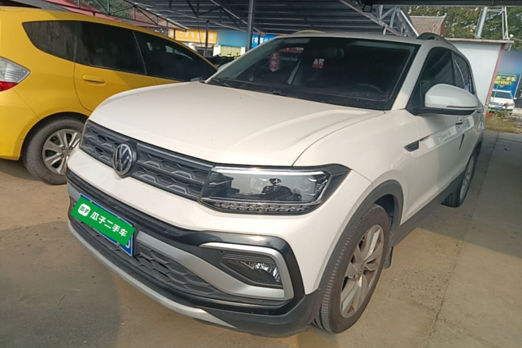 Volkswagen T-Cross 2020 #2 Volkswagen T-Cross 2020 car image #2