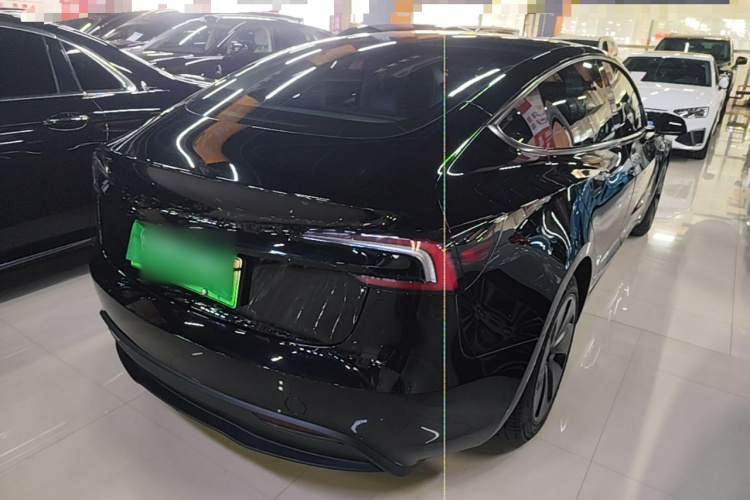 Tesla Model 3 2023 car image #7