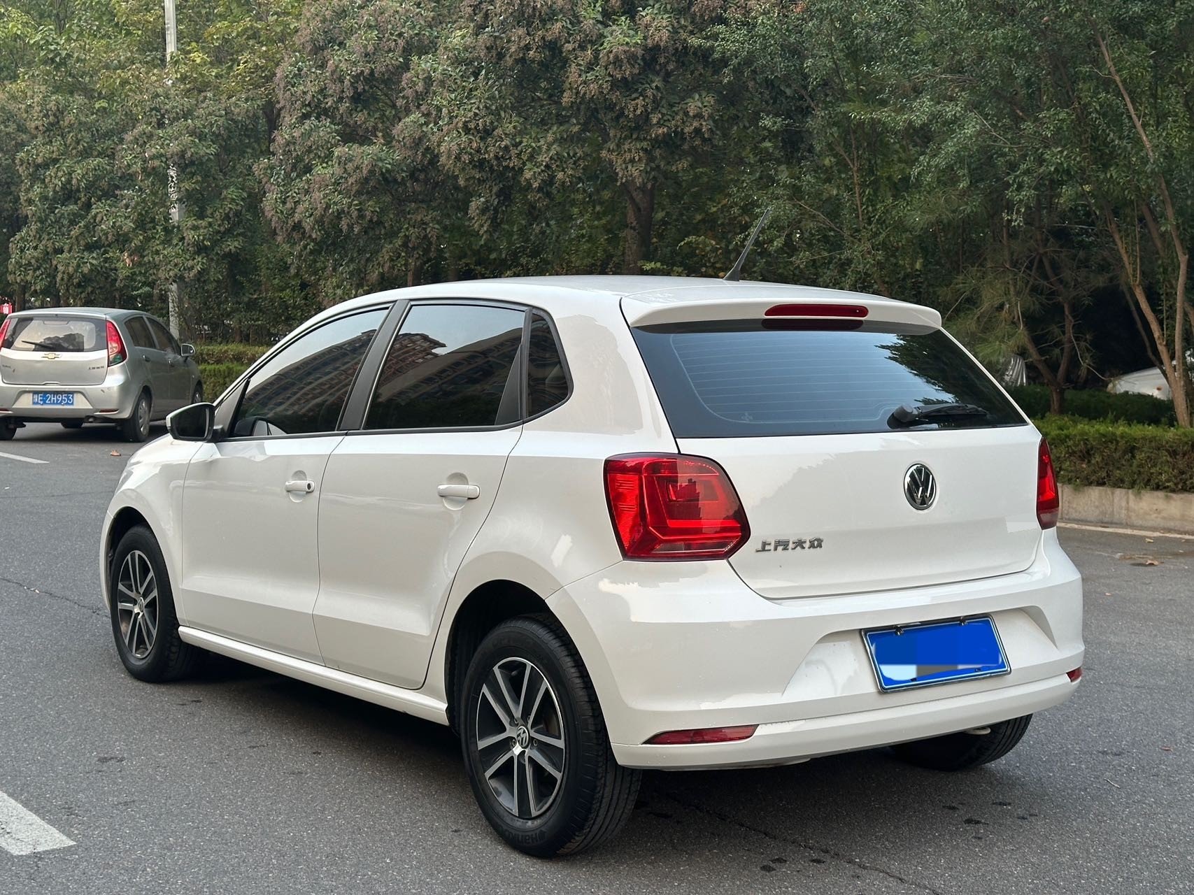 Volkswagen Polo 2017 car image #9
