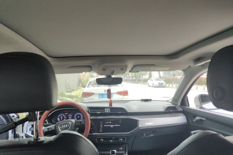 Audi Q3 2019 #20 Audi Q3 2019 car image #20