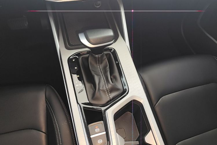 GEELY Emgrand 2024 #14 GEELY Emgrand 2024 car image #14