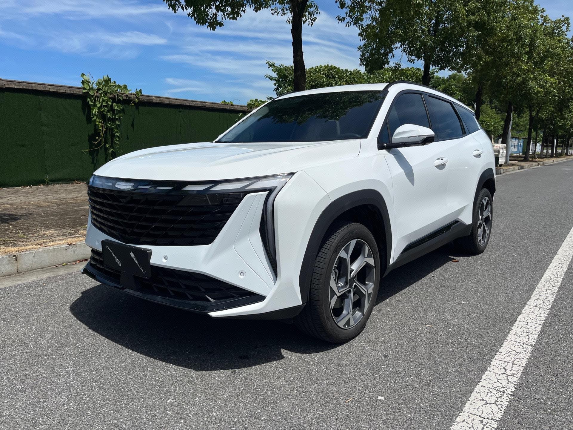 GEELY Boyue L 2024 car image 