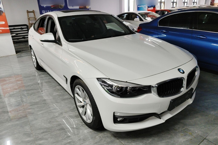 BMW 3 Series GT 2019 #4 BMW 3 Series GT 2019 car image #4