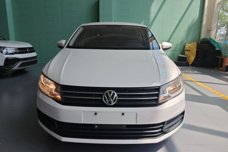 Volkswagen Santana 2019 car image #3