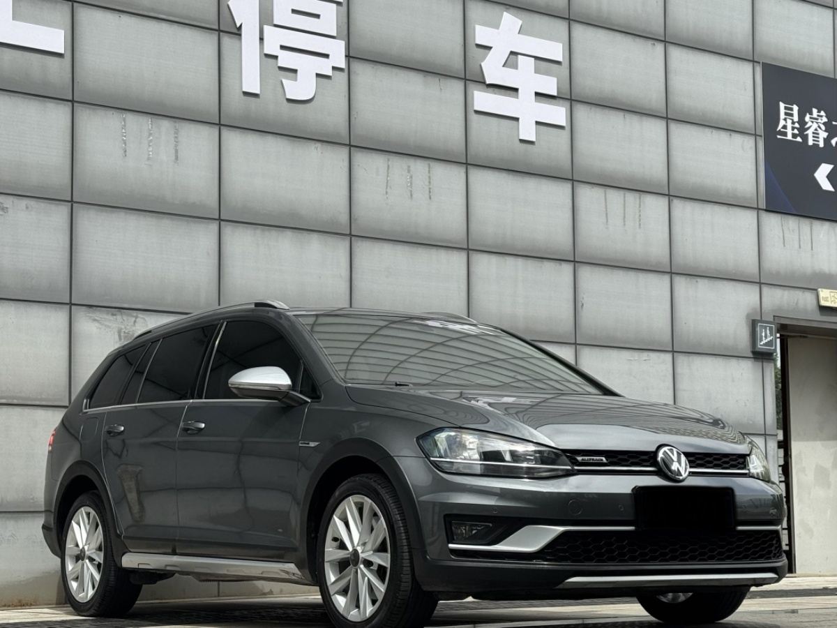 Volkswagen Golf (Imported) 2019 #3 Volkswagen Golf (Imported) 2019 car image #3