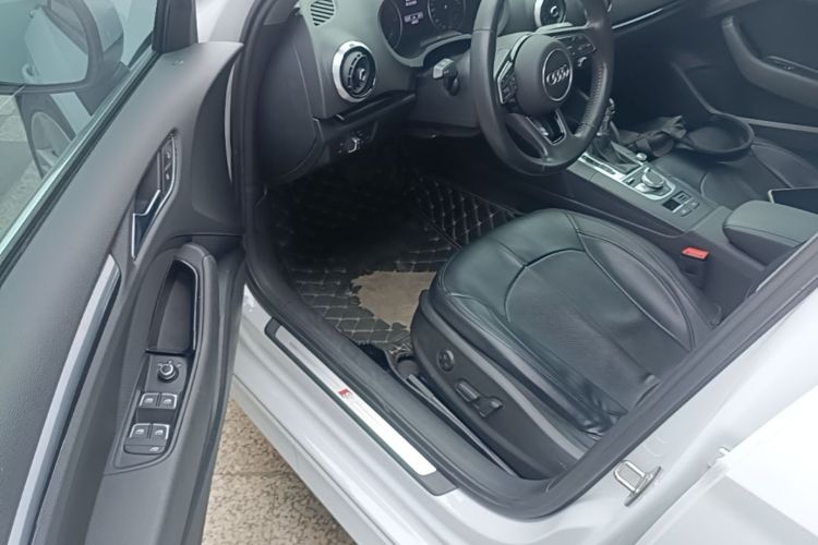 Audi A3 2018 #16 Audi A3 2018 car image #16
