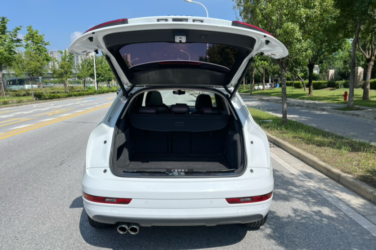 Audi Q3 2018 #24 Audi Q3 2018 car image #24
