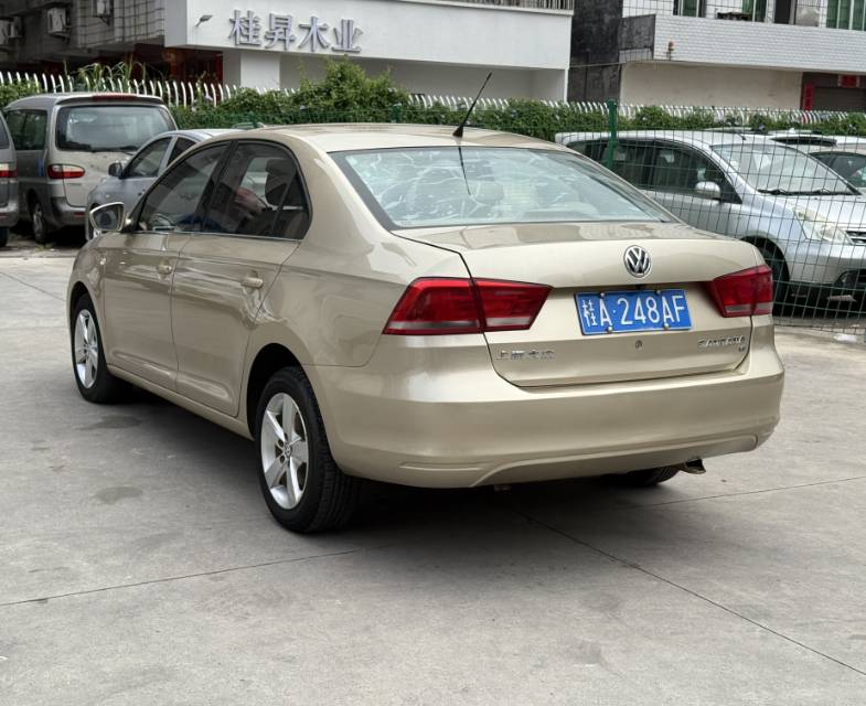 Volkswagen Santana 2013 #4 Volkswagen Santana 2013 صورة سيارة #4