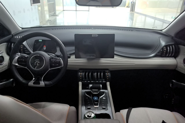BYD Yuan Plus 2024 #10 BYD Yuan Plus 2024 car image #10