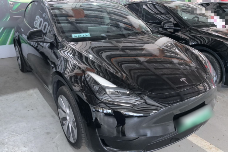 Tesla Model Y 2023 #6 Tesla Model Y 2023 صورة سيارة #6