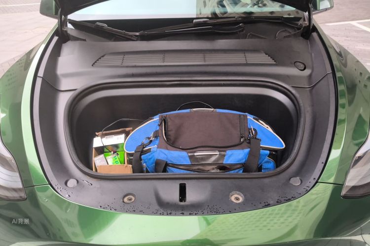 Tesla Model Y 2023 car image #22
