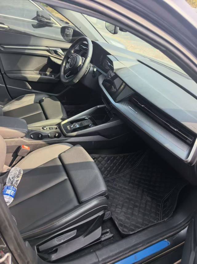 2024 immagine di auto #3