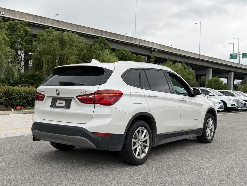BMW X1 2018 car image #9