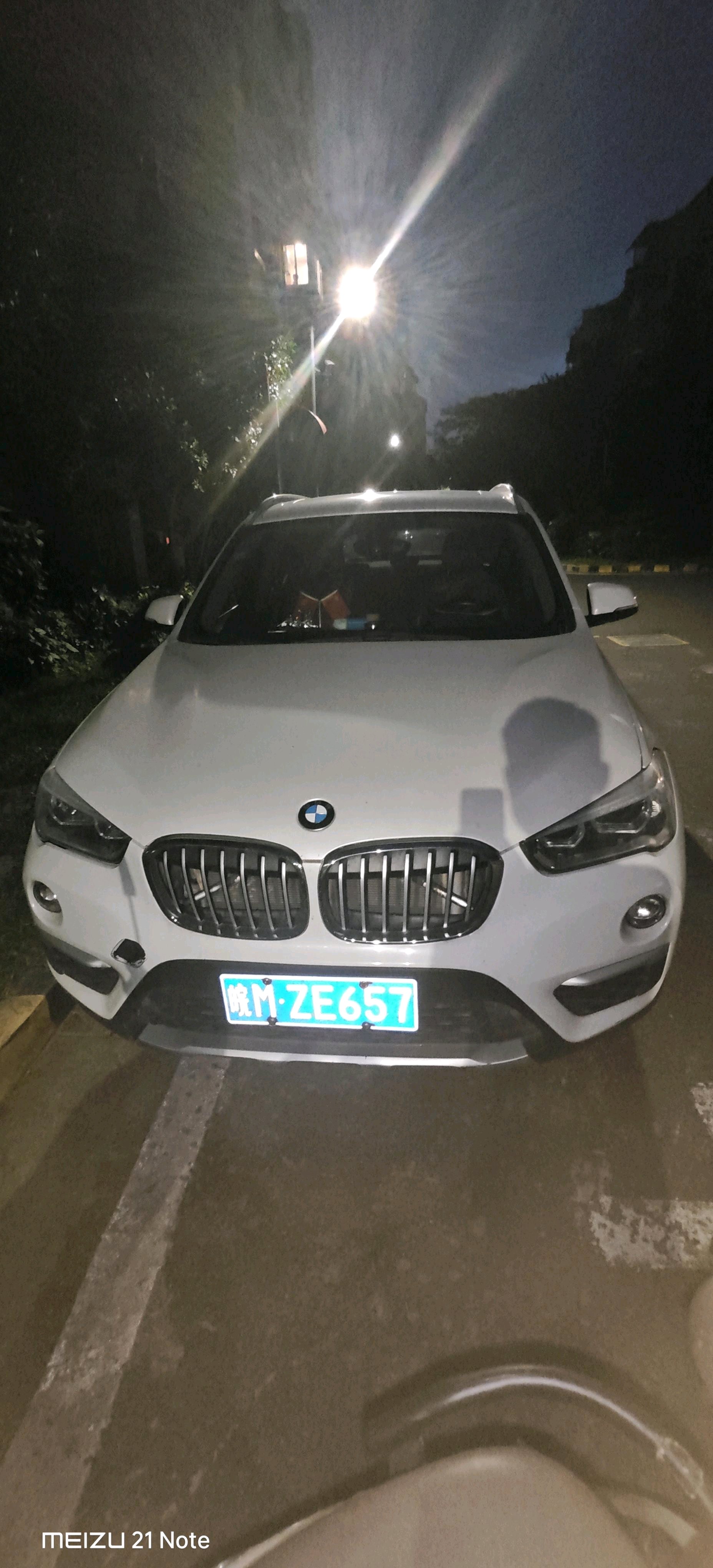 BMW X1 2019 صورة سيارة #2