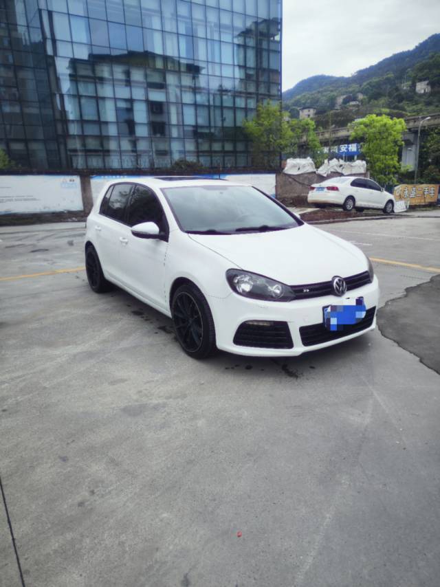 Volkswagen Golf 2013 car image #5