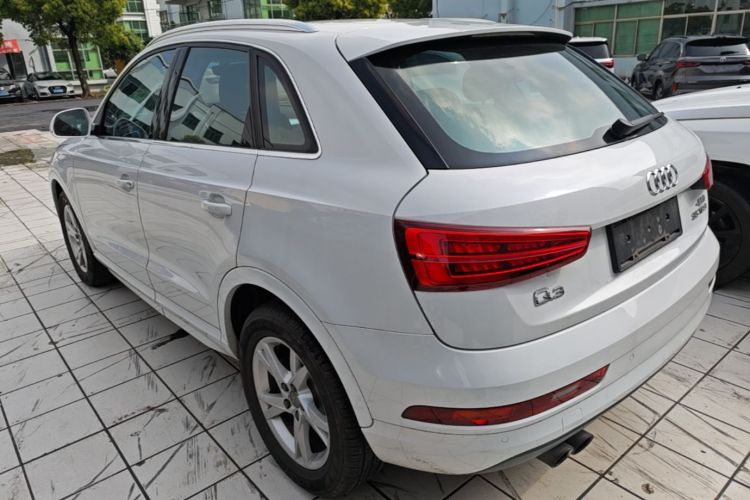 Audi Q3 2017 #5 Audi Q3 2017 car image #5