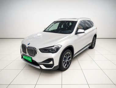 BMW X1 2022 BMW X1 2022 car image