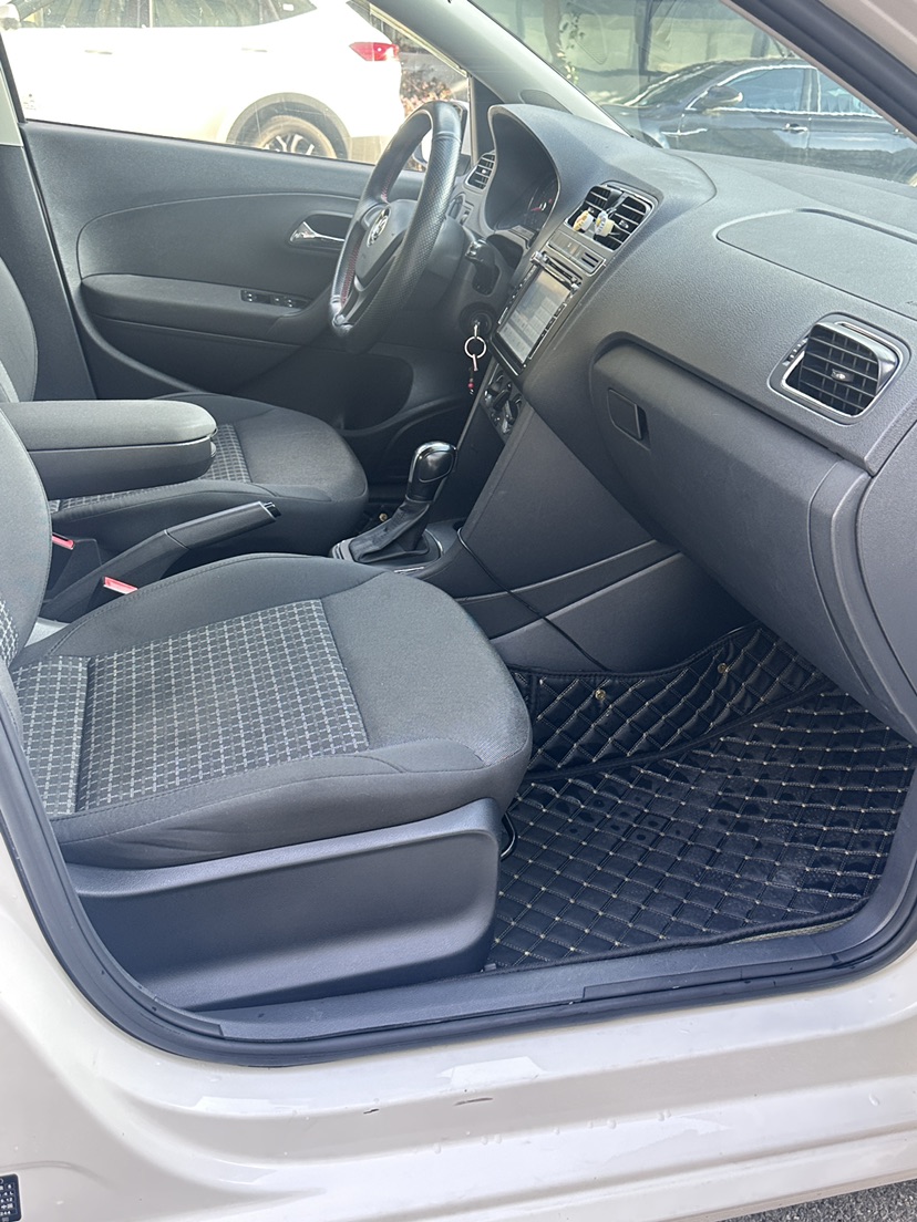 Volkswagen Polo 2016 car image #7