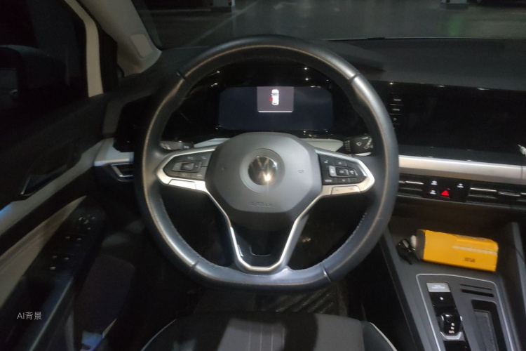 Volkswagen Golf 2021 car image #12