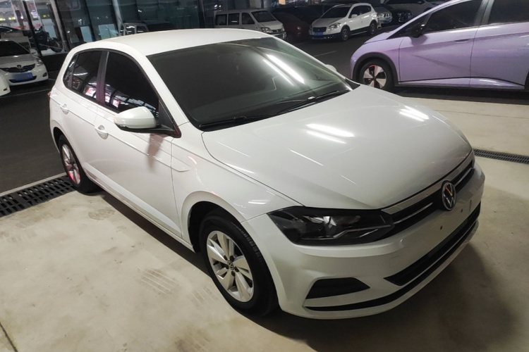Volkswagen Polo 2023 car image #4