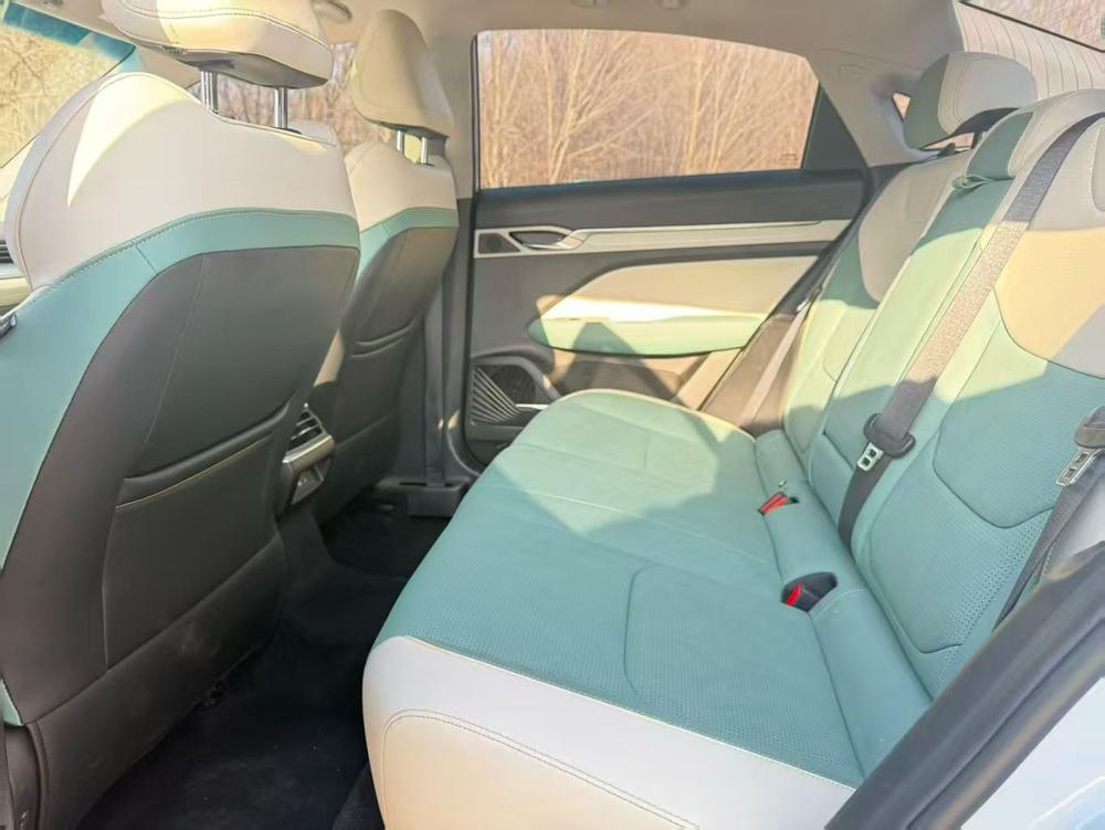 GEELY Emgrand L HiP 2023 car image #8
