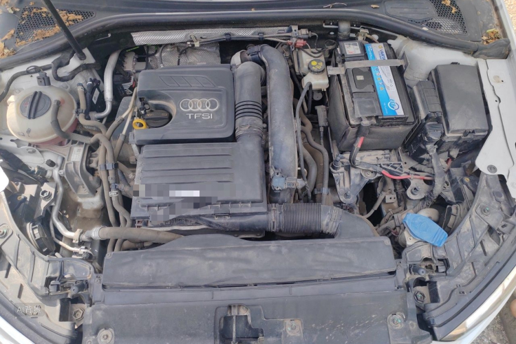 Audi A3 2018 car image #22