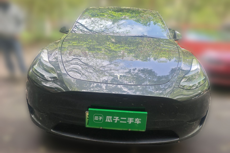 Tesla Model Y 2024 #3 Tesla Model Y 2024 car image #3