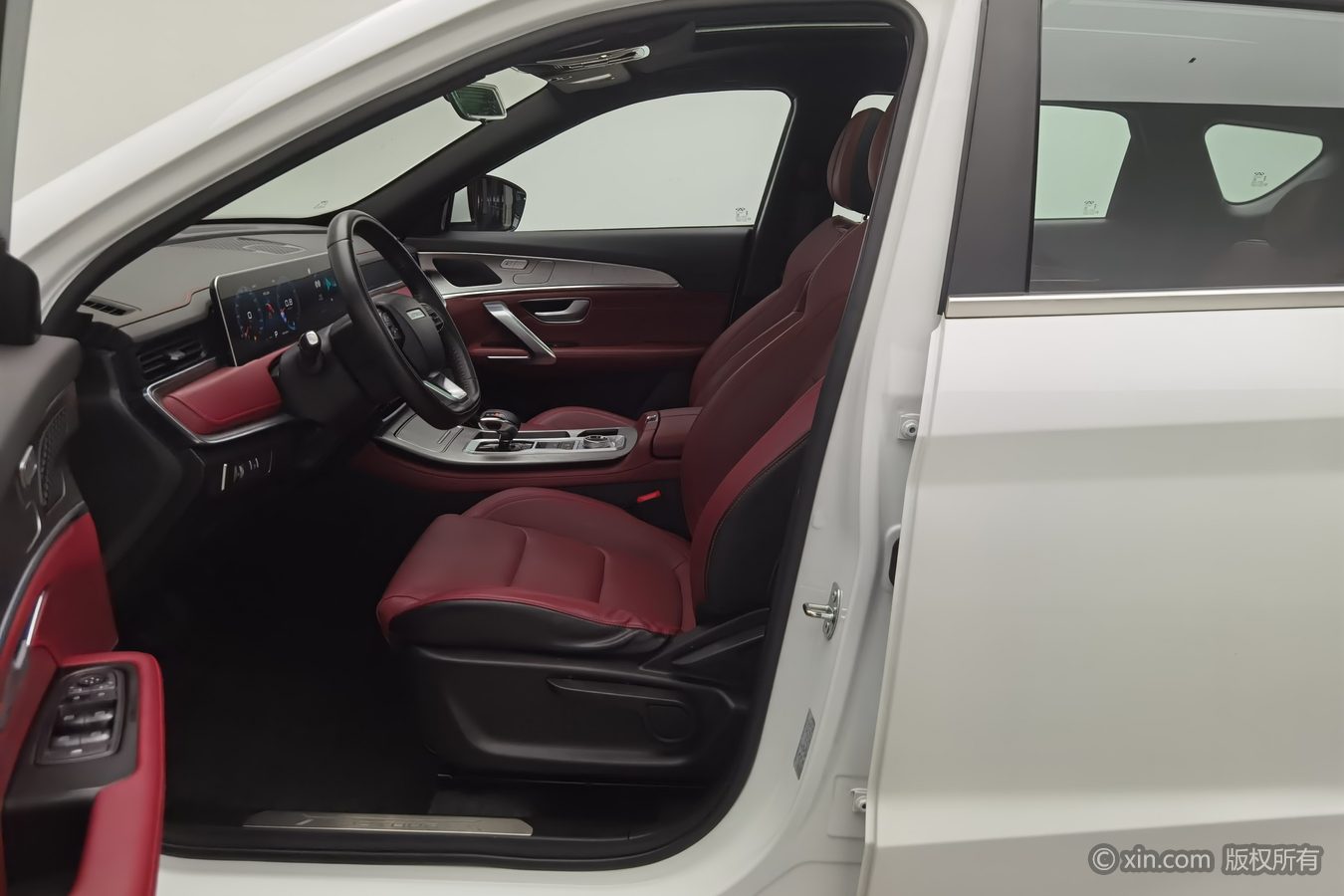 Jetour X70 PLUS 2024 car image #10