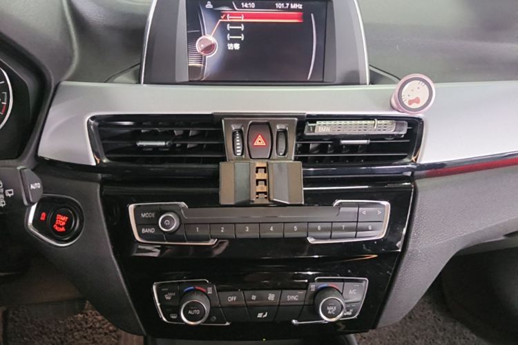 BMW X1 2017 car image #13