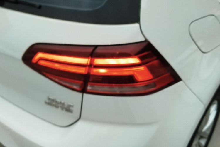 Volkswagen Golf 2019 #8 Volkswagen Golf 2019 صورة سيارة #8