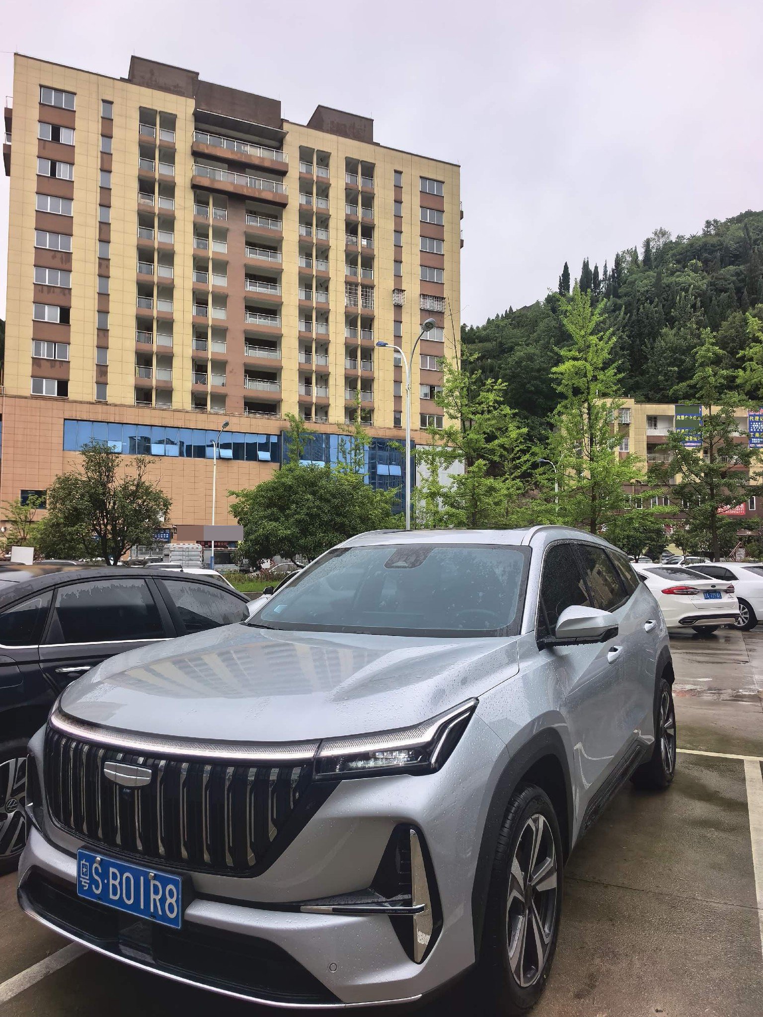 GEELY Boyue L 2025 car image 