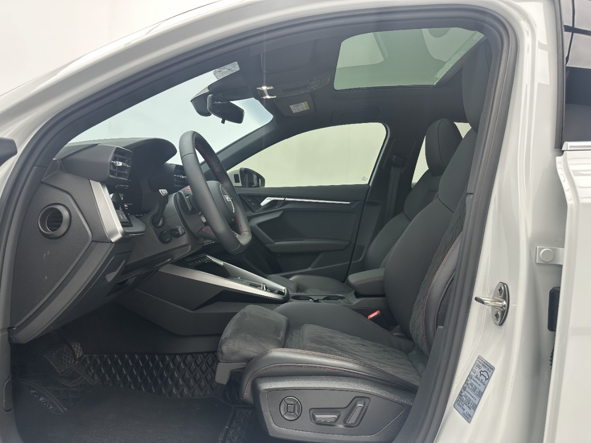 Audi A3 2023 car image #5