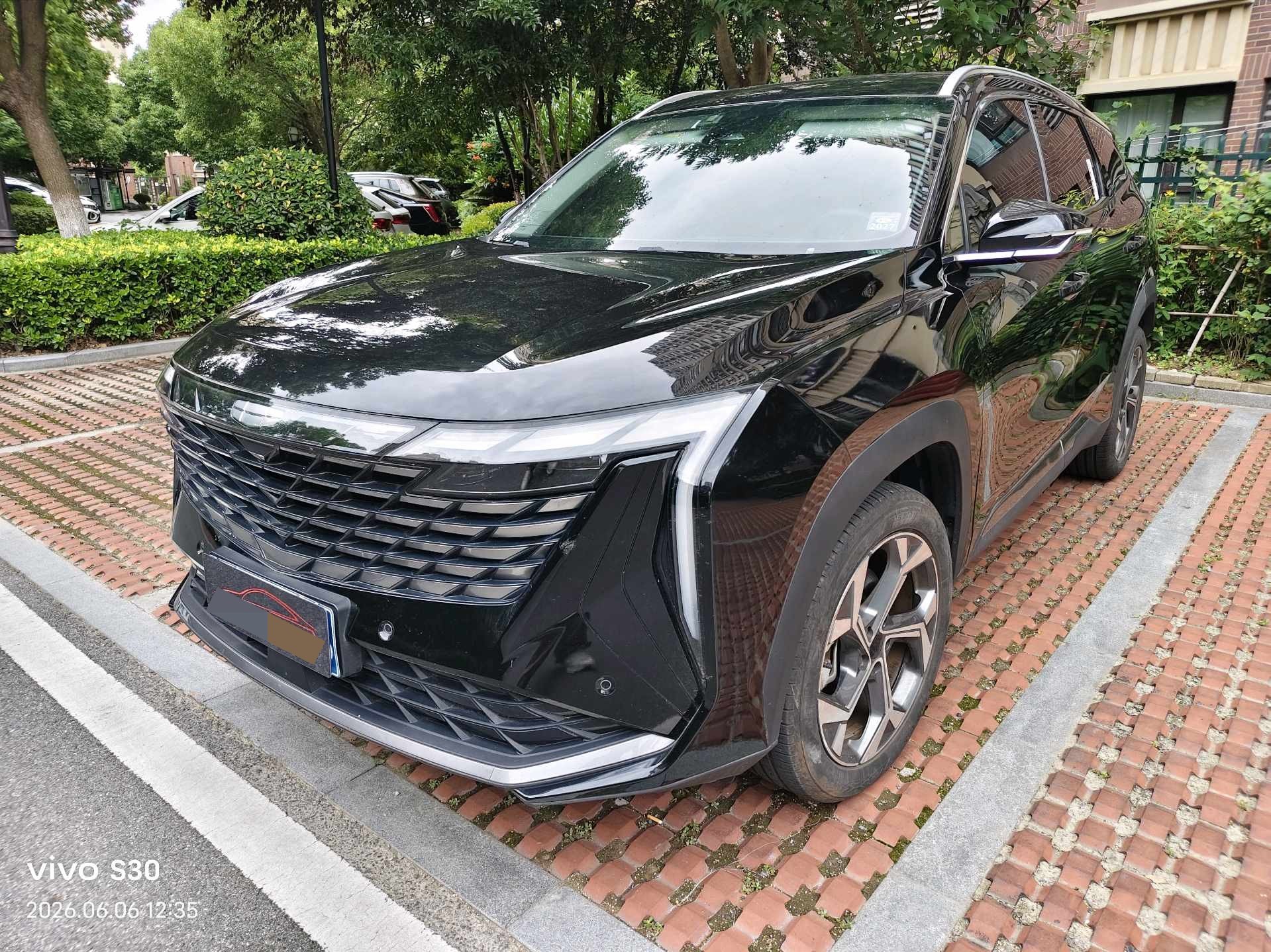 GEELY Boyue L 2023 car image 