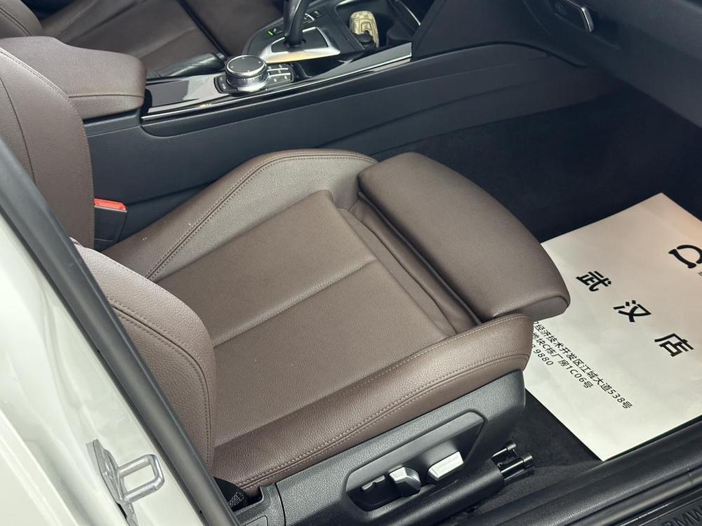 BMW 3 Series 2019 #8 BMW 3 Series 2019 car image #8