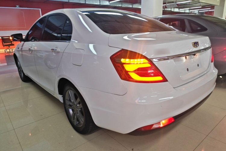 GEELY Emgrand 2018 #5 GEELY Emgrand 2018 car image #5
