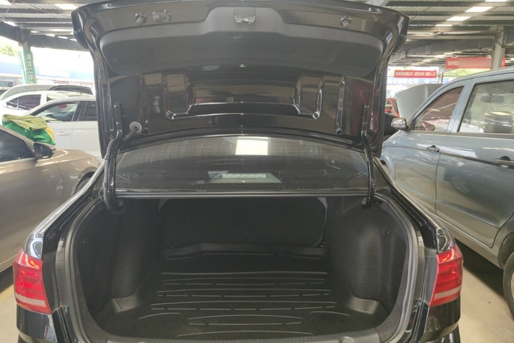Volkswagen Lavida 2015 #19 Volkswagen Lavida 2015 car image #19