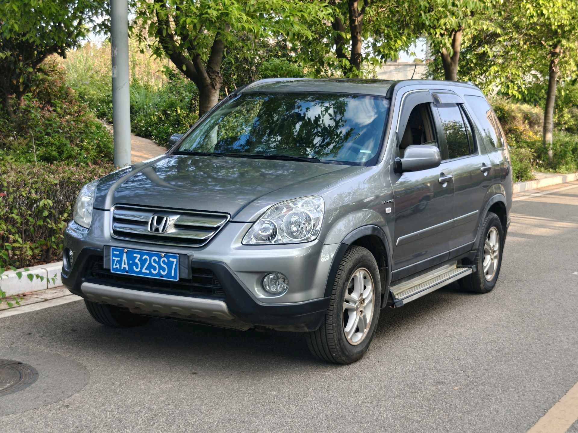 2005 2005 car image