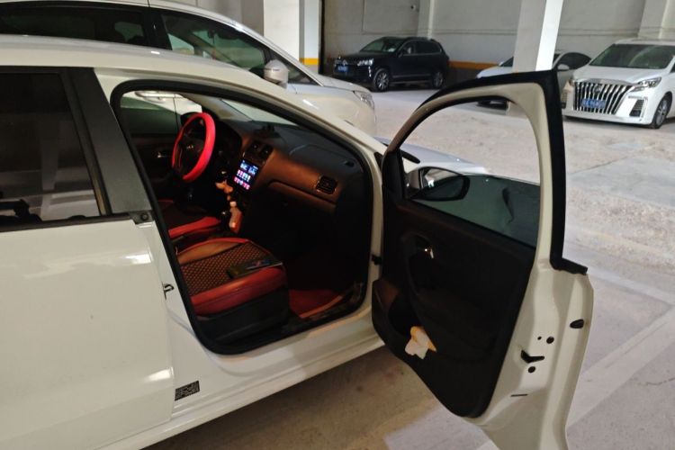 Volkswagen Polo 2019 #23 Volkswagen Polo 2019 car image #23