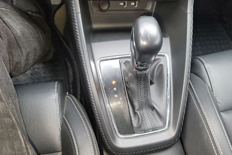 MG ZS 2017 изображение автомобиля #14