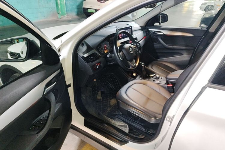 BMW X1 2017 immagine di auto #12