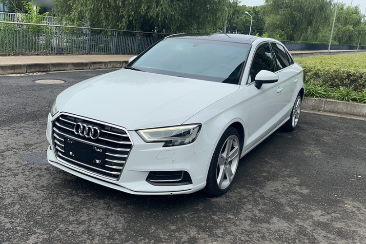 Audi A3 2018 #2 Audi A3 2018 car image #2
