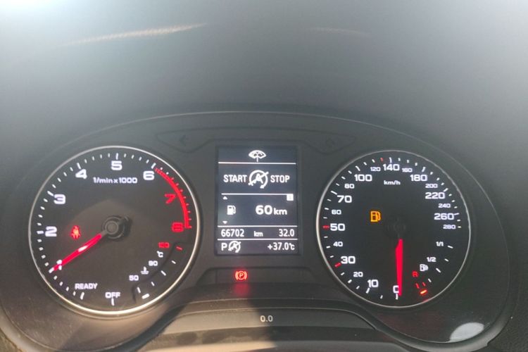 Audi A3 2017 immagine di auto #12