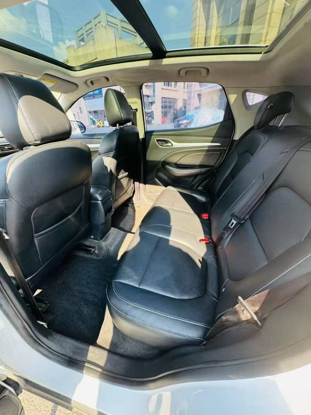 MG ZS 2017 #4 MG ZS 2017 car image #4