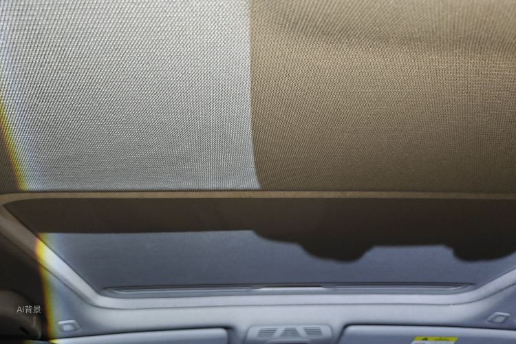 BMW 3 Series 2018 car image #20