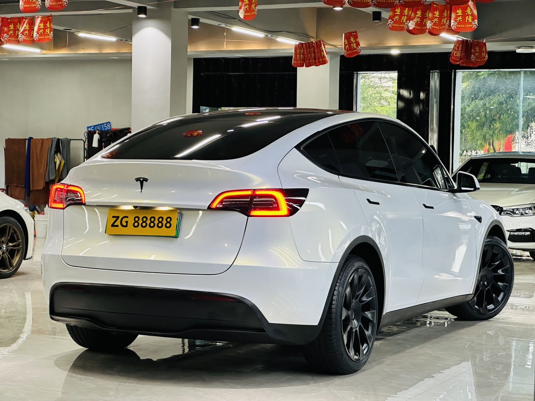 Tesla Model Y 2021 #3 Tesla Model Y 2021 image de voiture #3